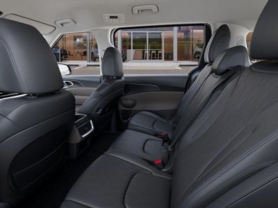 2026 Kia Carnival — photo 18 view