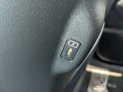 2027 Kia Telluride Hybrid - Photo 21