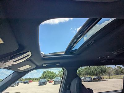 2027 Kia Telluride Hybrid - Photo 30