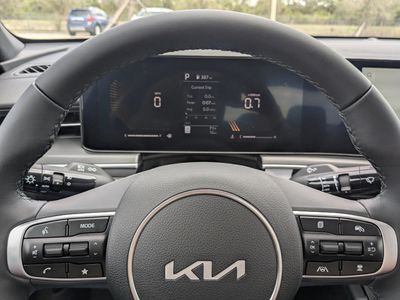 2026 Kia K5 — photo 35 view