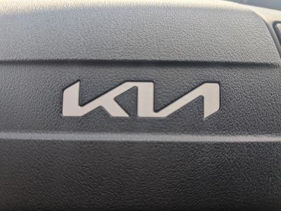 2026 Kia Sportage — photo 32 view