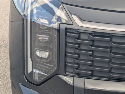 2026 Kia Sportage — photo 8 view
