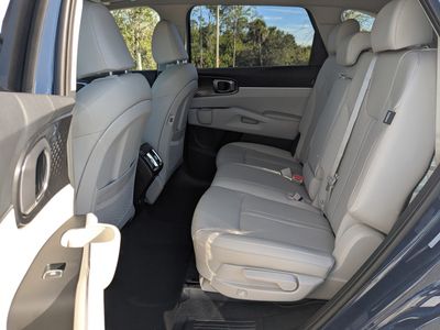 2026 Kia Sorento — photo 16 view