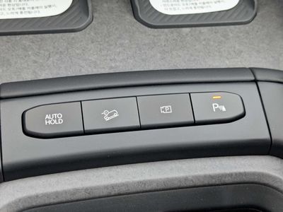 2027 Kia Telluride Hybrid - Photo 32