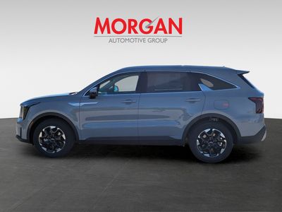 2026 Kia Sorento — photo 8 view