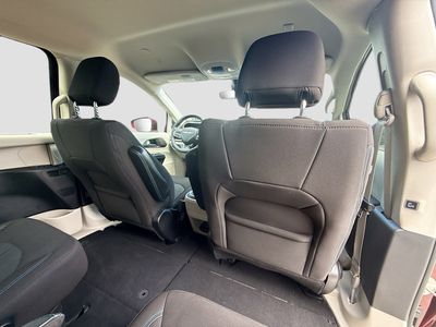 2021 Chrysler Pacifica - Photo 27