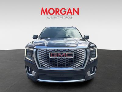 2022 GMC Yukon XL - Photo 2