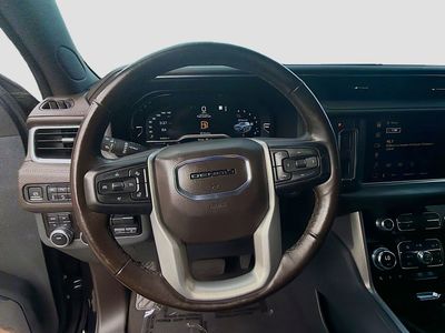2022 GMC Yukon XL - Photo 8