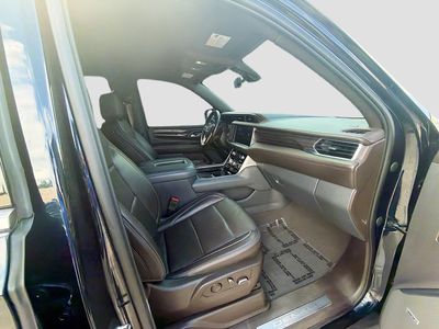 2022 GMC Yukon XL - Photo 28