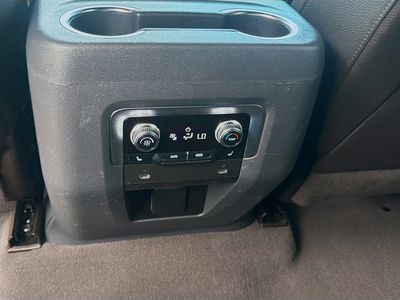 2022 GMC Yukon XL - Photo 19