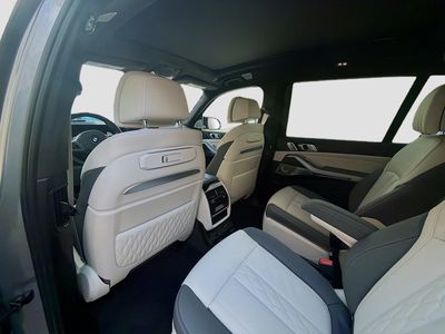 2025 BMW X7 - Photo 22