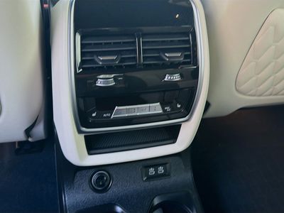 2025 BMW X7 - Photo 20