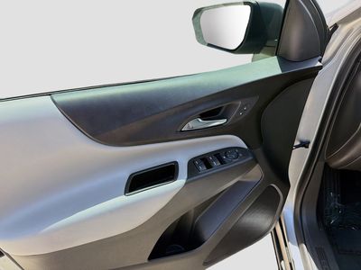 2023 Chevrolet Equinox — photo 11 view