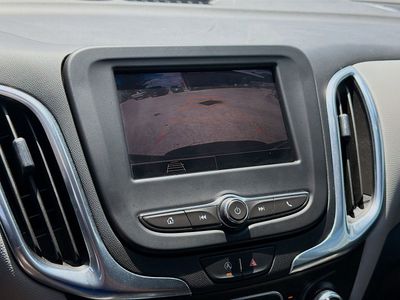 2023 Chevrolet Equinox — photo 9 view