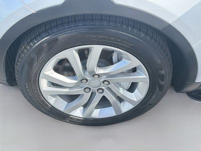2023 Land Rover Discovery - Photo 34