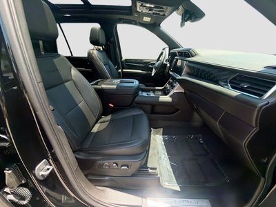 2023 GMC Yukon - Photo 32