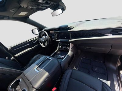 2023 GMC Yukon - Photo 33