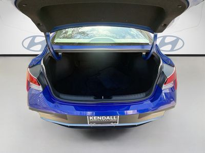 2025 Hyundai Elantra - Photo 23