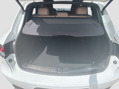 2021 Porsche Macan - Photo 24