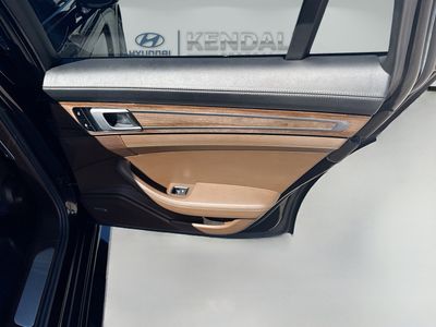 2020 Porsche Panamera - Photo 28