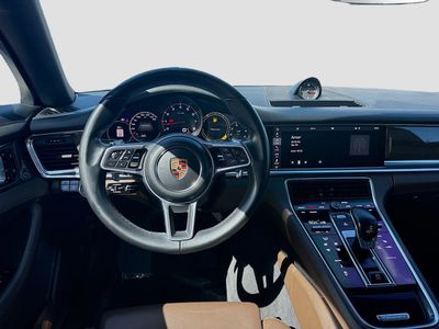 2020 Porsche Panamera - Photo 18
