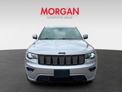 2017 Jeep Grand Cherokee - Photo 2