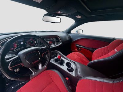 2017 Dodge Challenger - Photo 19