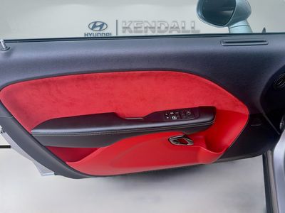 2017 Dodge Challenger - Photo 17
