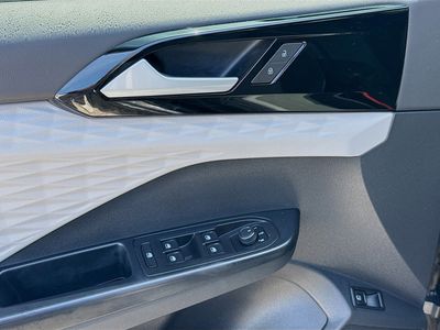 2022 Volkswagen Taos - Photo 14