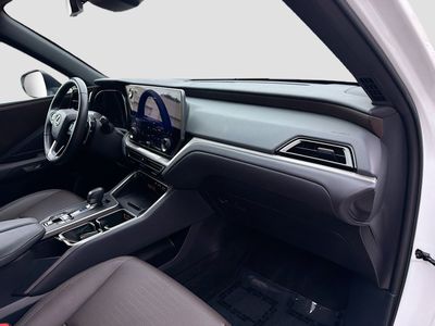 2025 Lexus TX - Photo 30