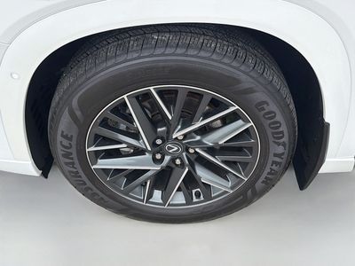 2025 Lexus TX - Photo 34