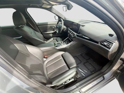 2024 BMW 3 Series - Photo 29