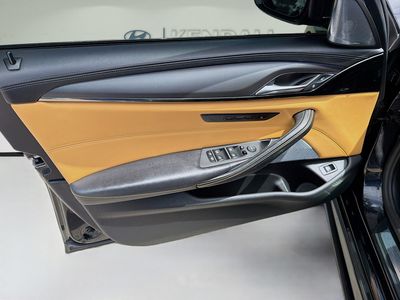 2023 BMW M5 — photo 17 view