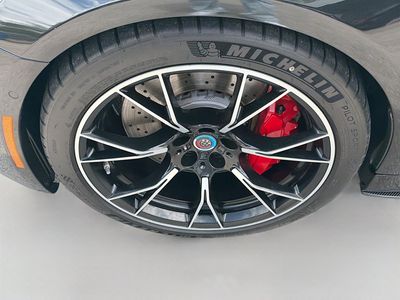 2023 BMW M5 — photo 34 view