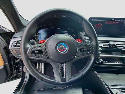 2023 BMW M5 — photo 8 view