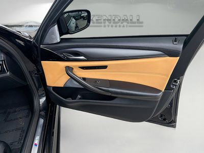 2023 BMW M5 — photo 31 view