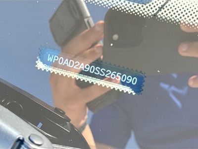 2025 Porsche 911 - Photo 32