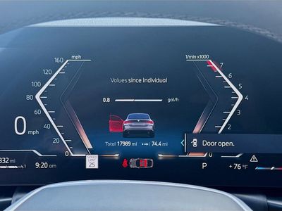 2025 BMW 4 Series - Photo 9