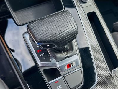 2022 Audi SQ5 - Photo 13