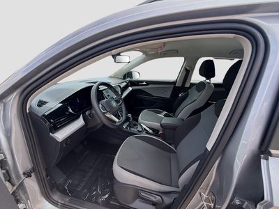 2022 Volkswagen Taos - Photo 16