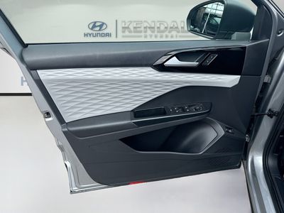 2022 Volkswagen Taos - Photo 17