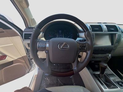 2018 Lexus GX - Photo 8