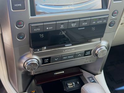 2018 Lexus GX - Photo 12