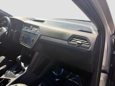 2020 Volkswagen Tiguan - Photo 30