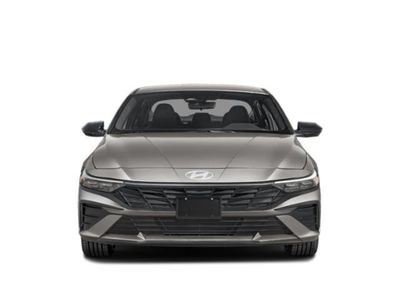 2025 Hyundai Elantra - Photo 7