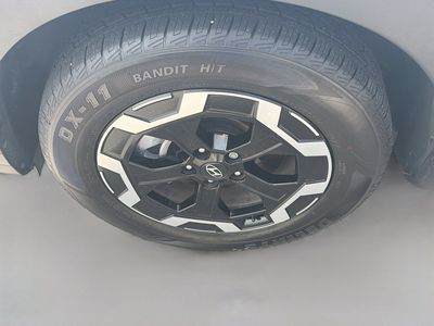 2025 Hyundai Santa Fe - Photo 33