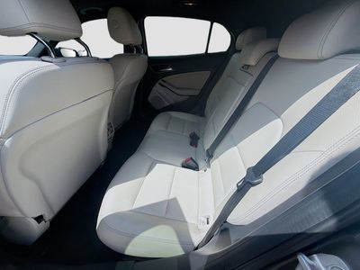 2017 Mercedes-Benz GLA - Photo 20