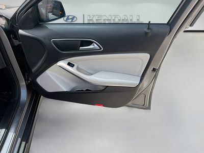 2017 Mercedes-Benz GLA - Photo 30