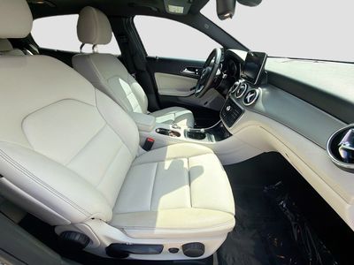 2017 Mercedes-Benz GLA - Photo 28