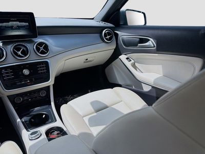 2017 Mercedes-Benz GLA - Photo 18